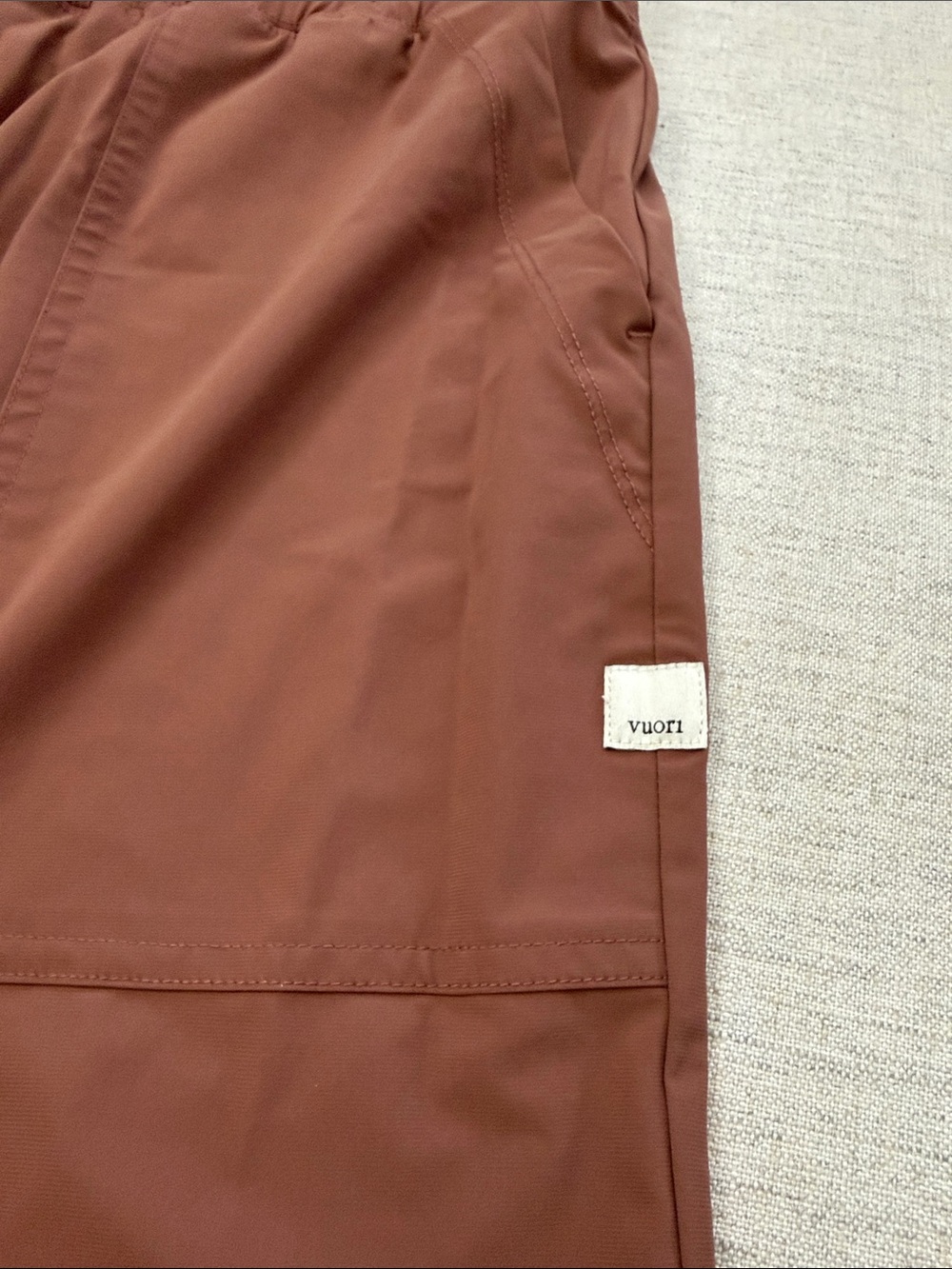 Vuori Women's Miles Chestnut Rust Jogger Track Pants with Drawstring - Picture 2 of 5